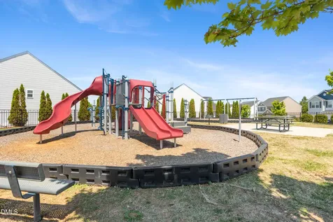 266 Kendall Drive Winston-salem NC 27107