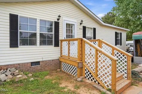 8876 S Creek Road Willow Springs NC 27592