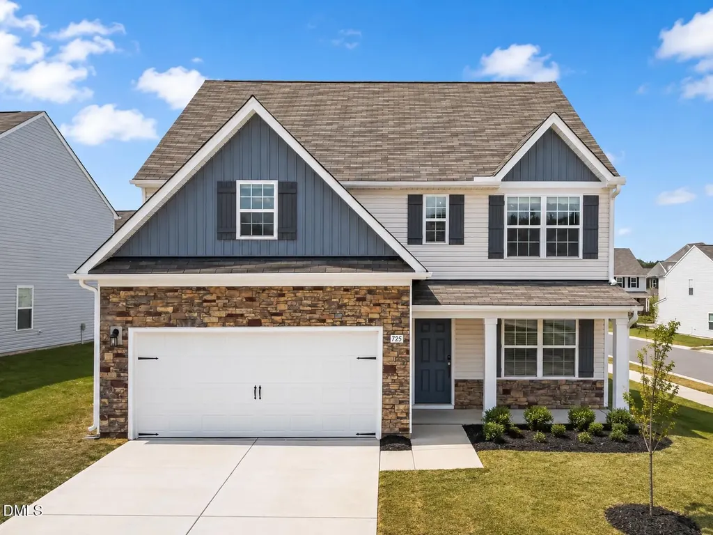 725 Fauna Street Zebulon NC 27597