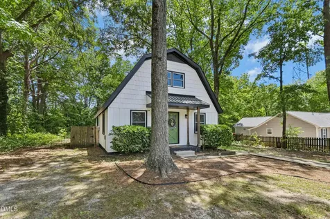 238 E Vance Zebulon NC 27597