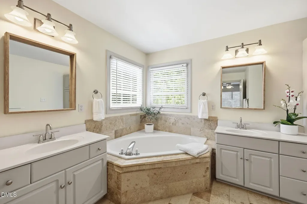 6629 Mafolie Court Raleigh NC 27613