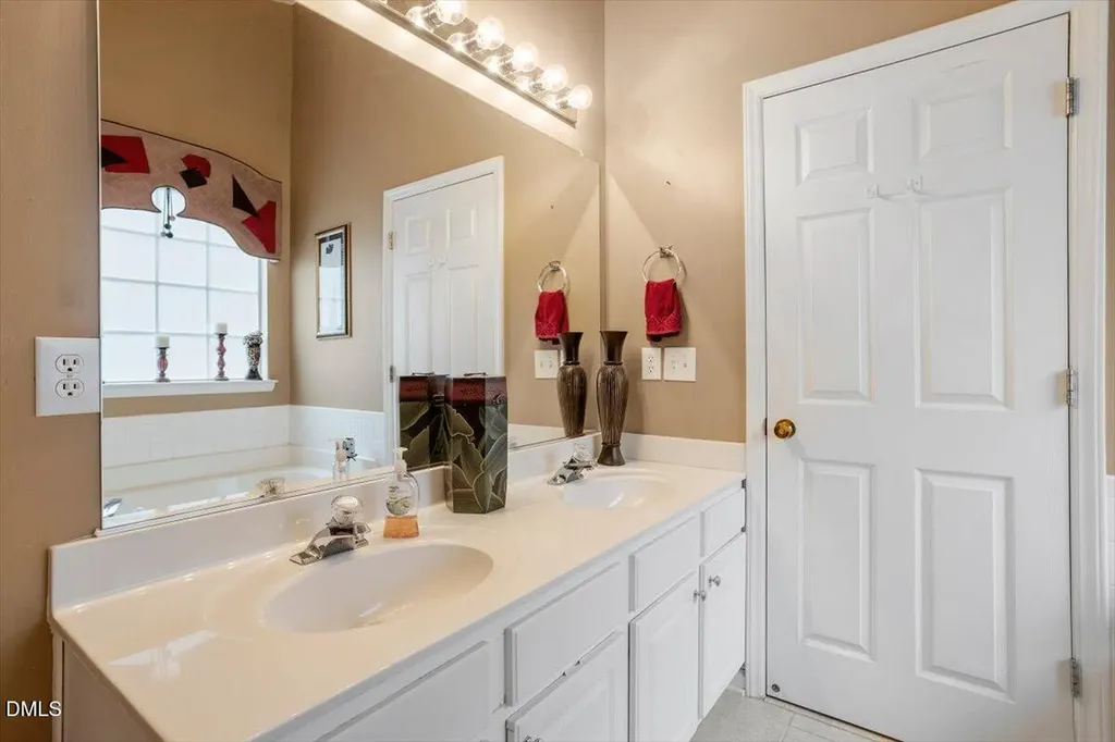 2405 Valley Haven Drive Raleigh NC 27603