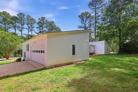 2409 Wintergreen Road Sanford NC 27330