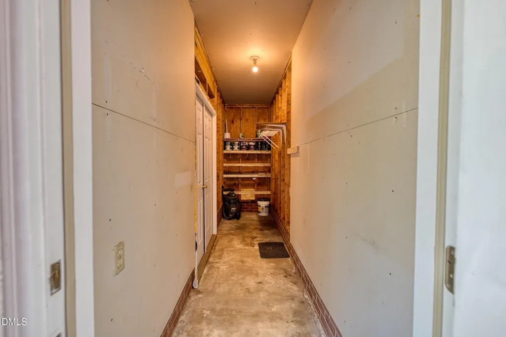 209 N Wilkins Road Haw River NC 27258