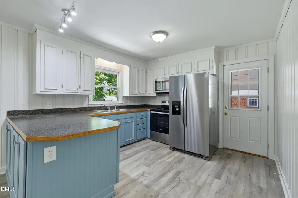 209 N Wilkins Road Haw River NC 27258