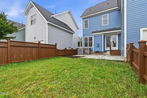 112 Bridgegate Drive Cary NC 27519