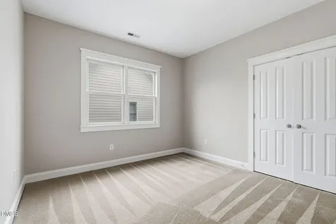 112 Bridgegate Drive Cary NC 27519