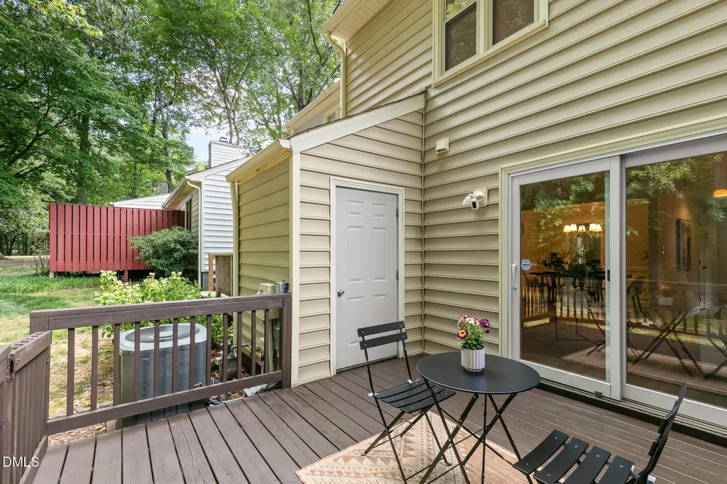 6734 Chauncey Drive Raleigh NC 27615