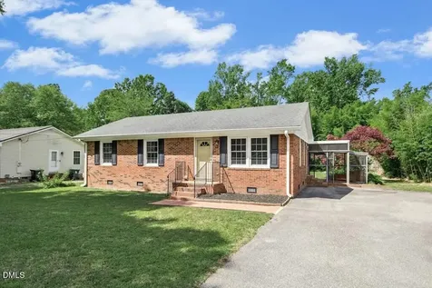 813 Rosemary Street Erwin NC 28339