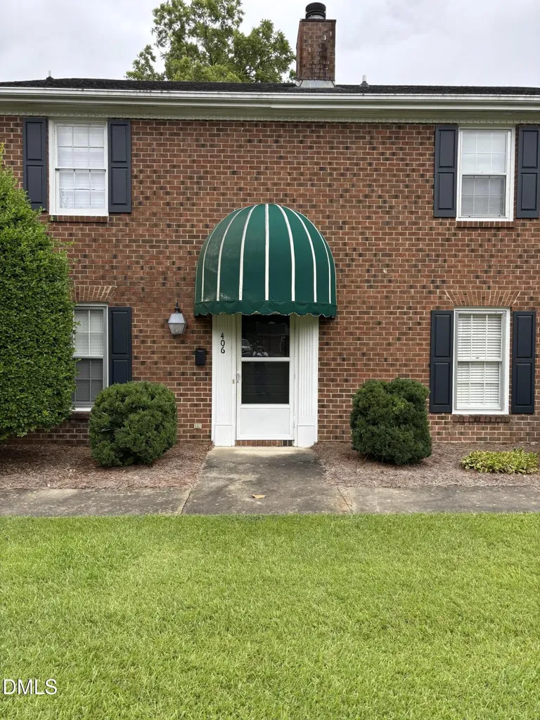 406 W Harnett Street Benson NC 27504
