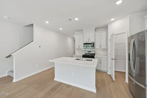 926 Broadleaf Trace Mebane NC 27302