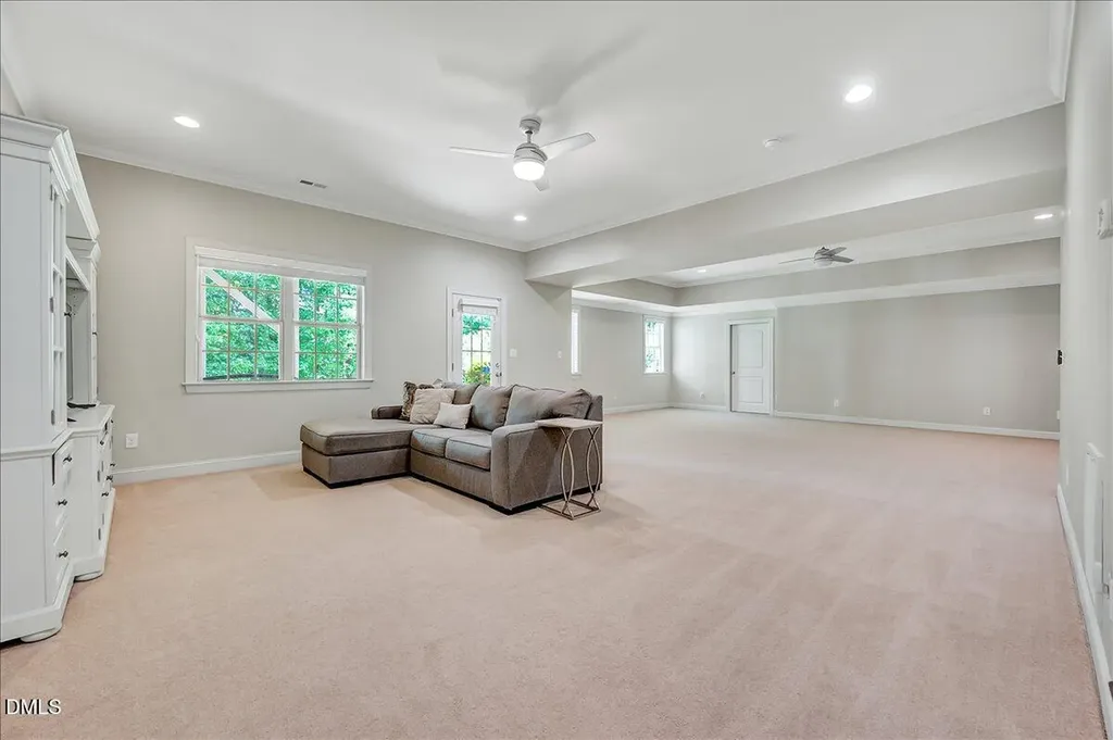 121 Synandra Lane Holly Springs NC 27540