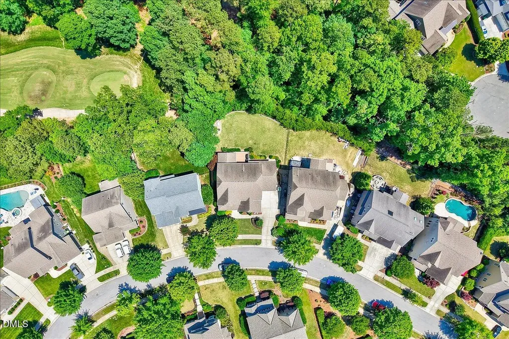 121 Synandra Lane Holly Springs NC 27540