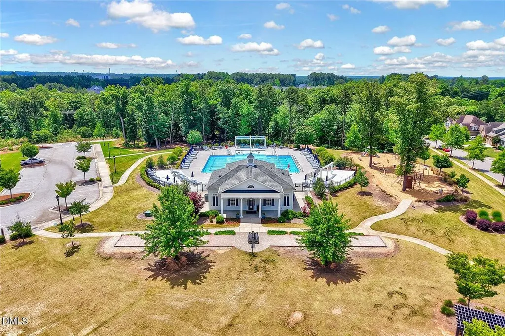 121 Synandra Lane Holly Springs NC 27540