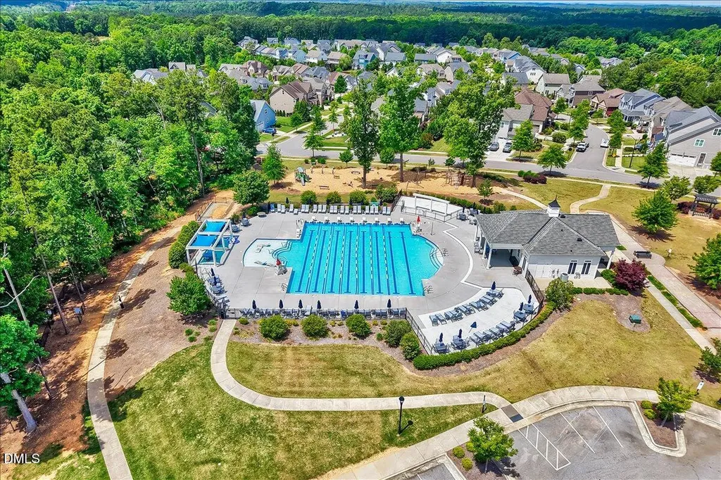 121 Synandra Lane Holly Springs NC 27540