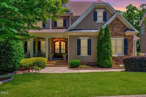 121 Synandra Lane Holly Springs NC 27540