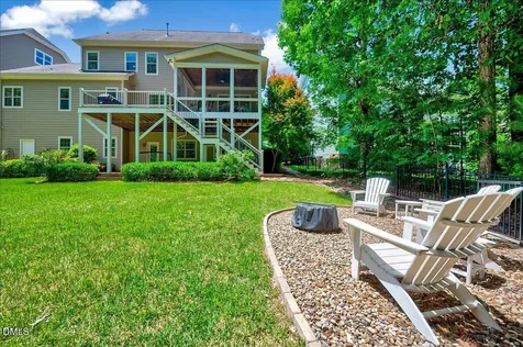 121 Synandra Lane Holly Springs NC 27540