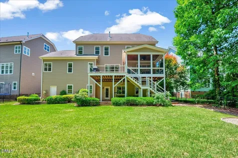121 Synandra Lane Holly Springs NC 27540