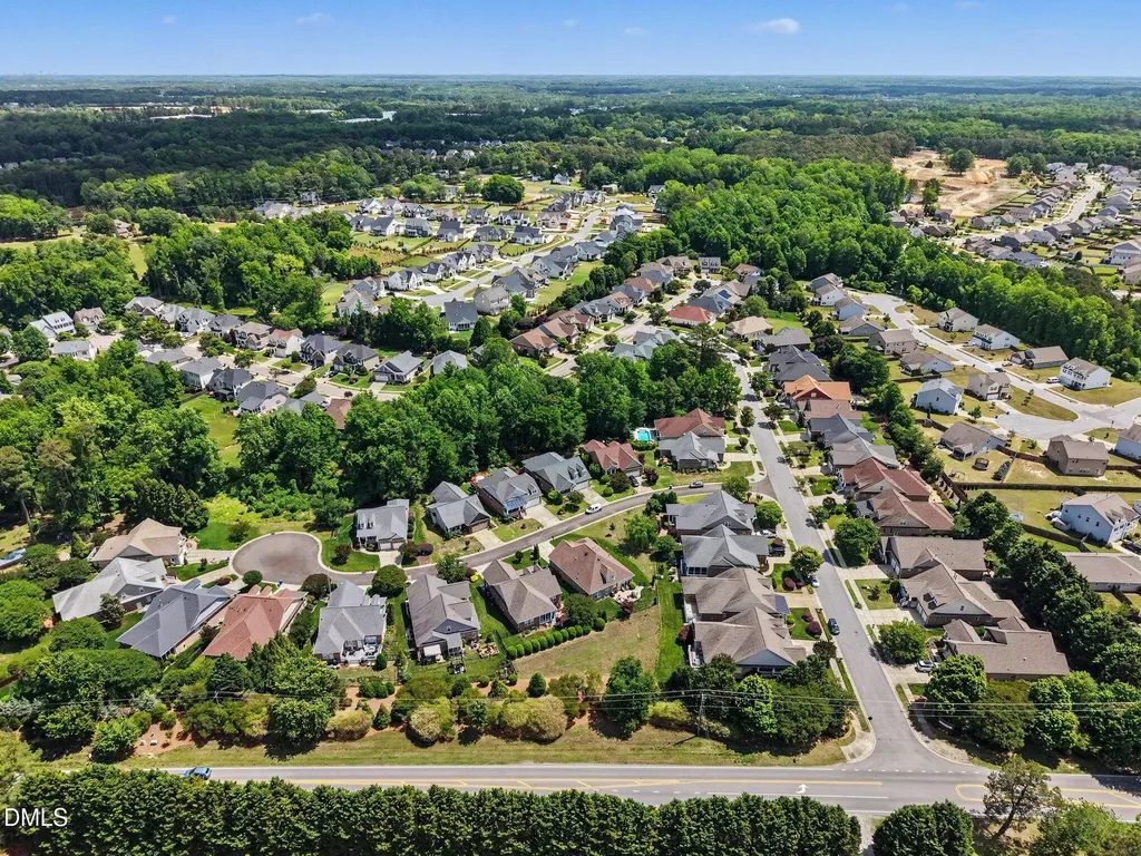 808 Canyoncreek Lane Fuquay Varina NC 27526