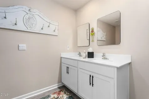 1695 Collie Drive Haw River NC 27258