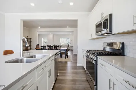 2112 Terrawood Durham NC 27703