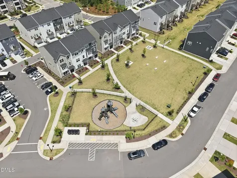 2112 Terrawood Durham NC 27703