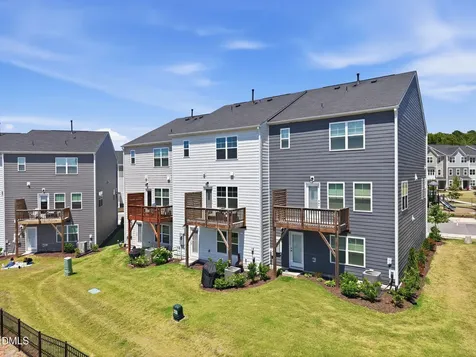 2112 Terrawood Durham NC 27703