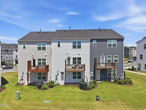 2112 Terrawood Durham NC 27703