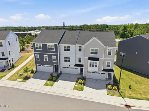2112 Terrawood Durham NC 27703