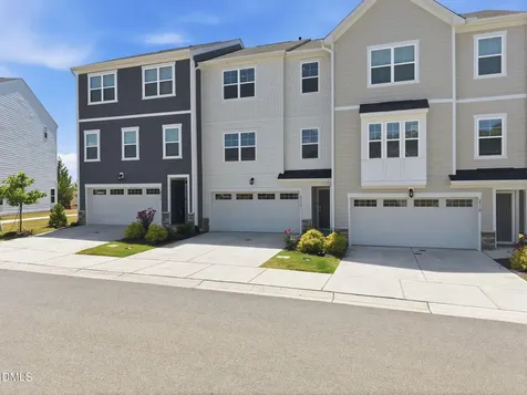 2112 Terrawood Durham NC 27703