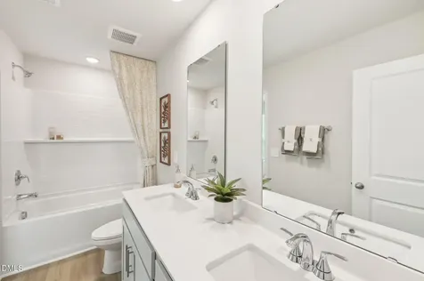924 Broadleaf Trace Mebane NC 27302