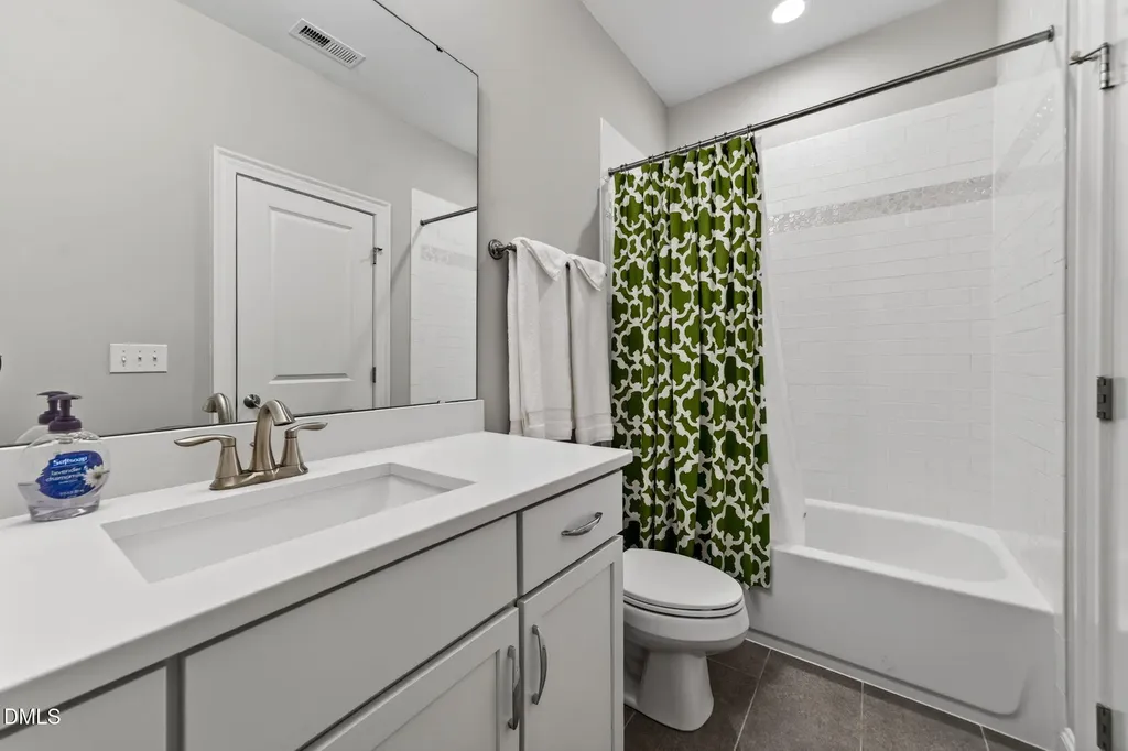 6109 Norwood Place Raleigh NC 27613