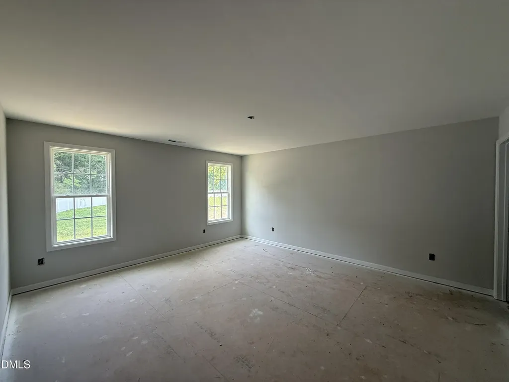 75 Crossvine Street Selma NC 27576