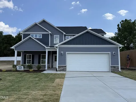 75 Crossvine Street Selma NC 27576