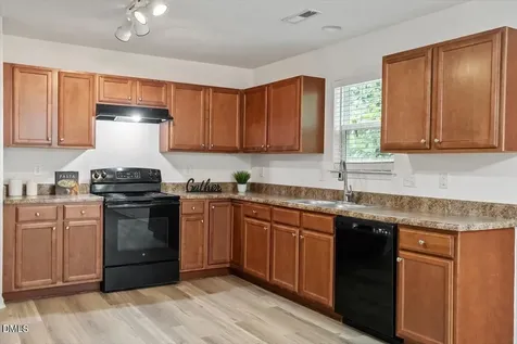 409 Ardross Street Fuquay Varina NC 27526