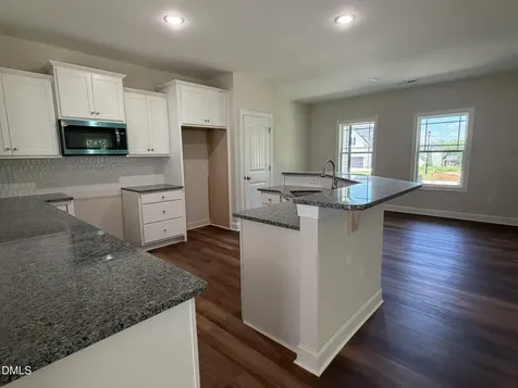 198 Hot Springs Way Benson NC 27504