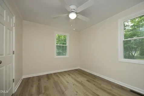 1312 Woodside Drive Greensboro NC 27405