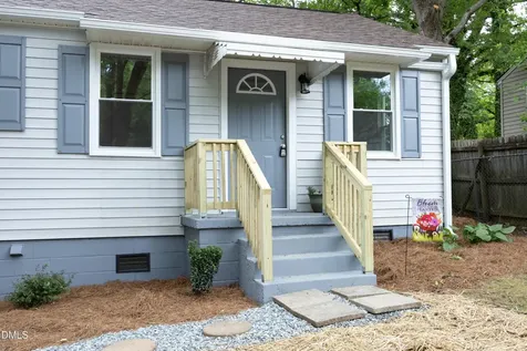 1312 Woodside Drive Greensboro NC 27405