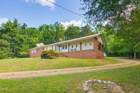 1667 Nc-22 Highway Robbins NC 27325