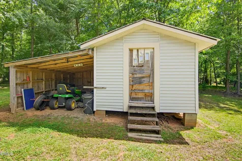 1667 Nc-22 Highway Robbins NC 27325
