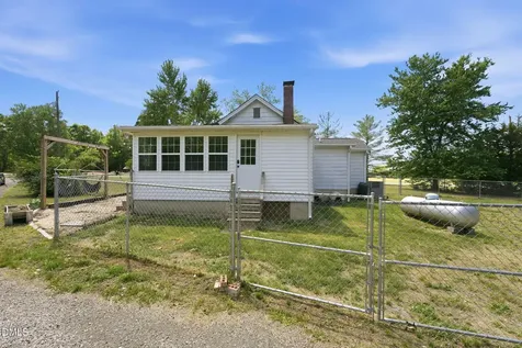 2760 Ridgeville Road Prospect Hill NC 27314