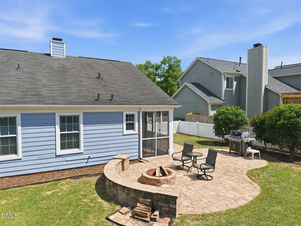917 Starkland Way Holly Springs NC 27540