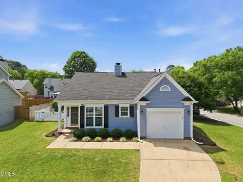 917 Starkland Way Holly Springs NC 27540