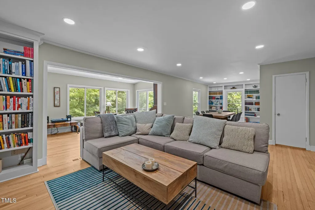 107 Ledge Lane Chapel Hill NC 27514