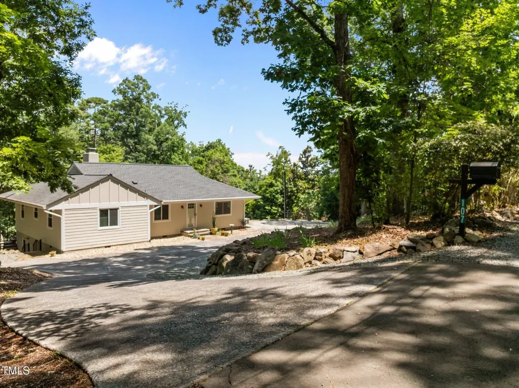 107 Ledge Lane Chapel Hill NC 27514