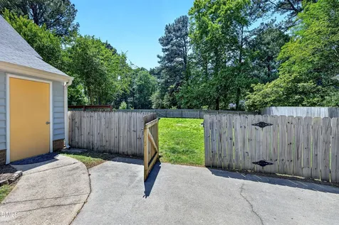 106 Allison Way Cary NC 27511