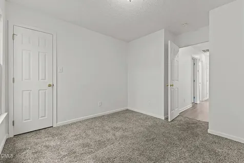 1521 Kara Court Fayetteville NC 28304