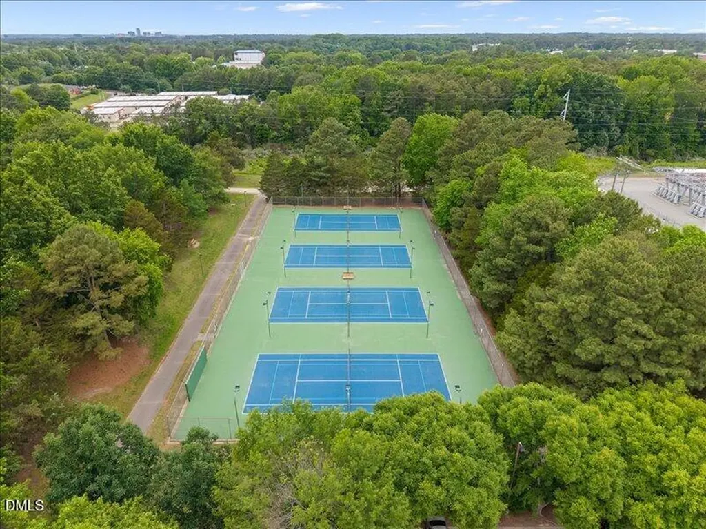 5600 Rolling Court Raleigh NC 27616