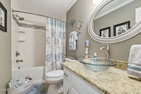 138 Lake Cammack Court Burlington NC 27217
