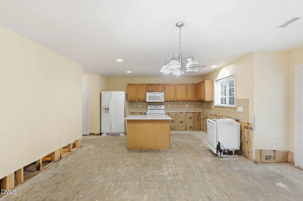 75 Averasboro Drive Clayton NC 27520